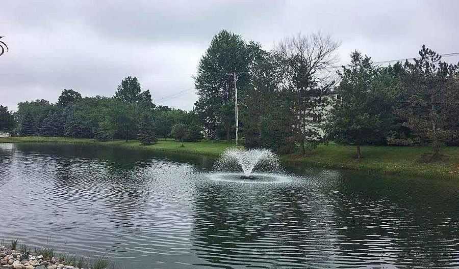 1573 Oakfield Dr, Ann Arbor, MI 48108 - 2 Beds, 2 Bath