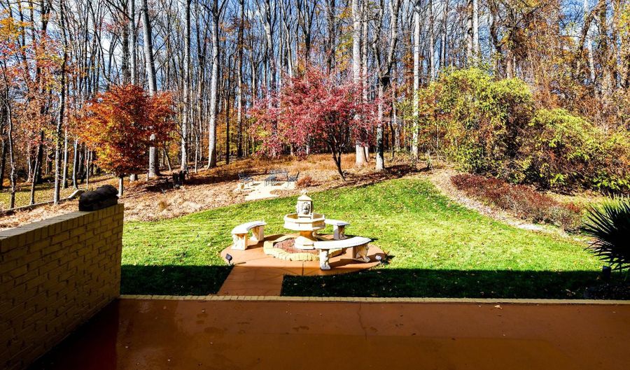 11406 CANTERBURY Ct, Bowie, MD 20721 - 4 Beds, 4 Bath