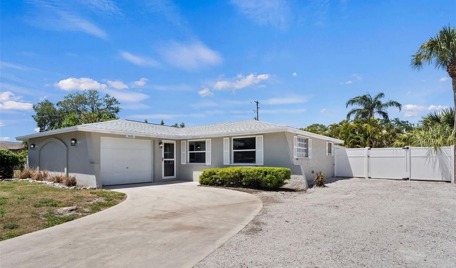 330 SUNSET BEACH Dr, Venice, FL 34293 - 3 Beds, 3 Bath