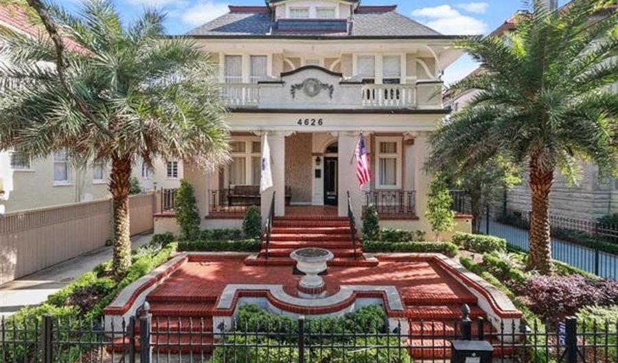 4626 ST CHARLES Ave, New Orleans, LA 70115 - 6 Beds, 5 Bath