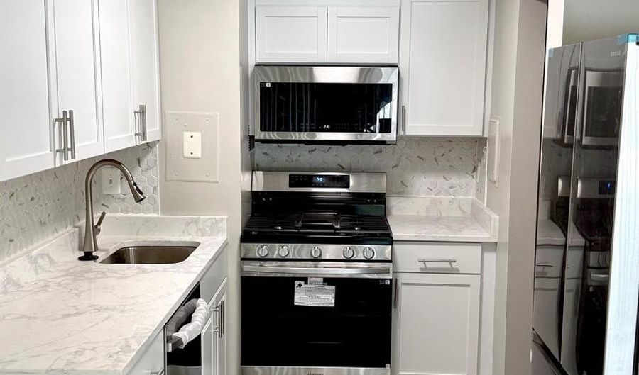 4360 IVYMOUNT Ct 28, Annandale, VA 22003 - 1 Beds, 1 Bath