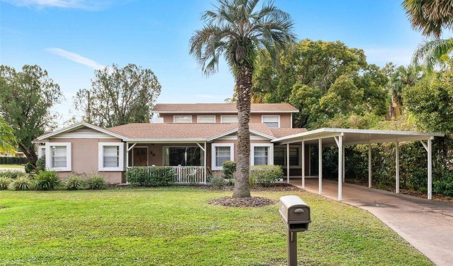 26 BACKSPIN Ln, Orlando, FL 32804 - 4 Beds, 4 Bath