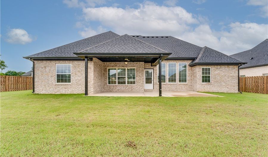 1100 Brandon Way, Bentonville, AR 72713 - 4 Beds, 3 Bath