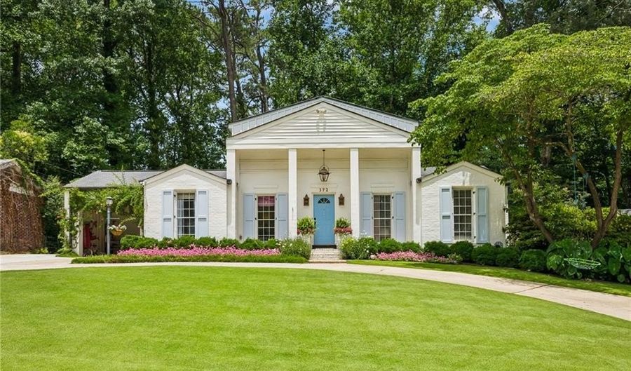 372 Pine Forest Rd, Atlanta, GA 30342 - 5 Beds, 3 Bath