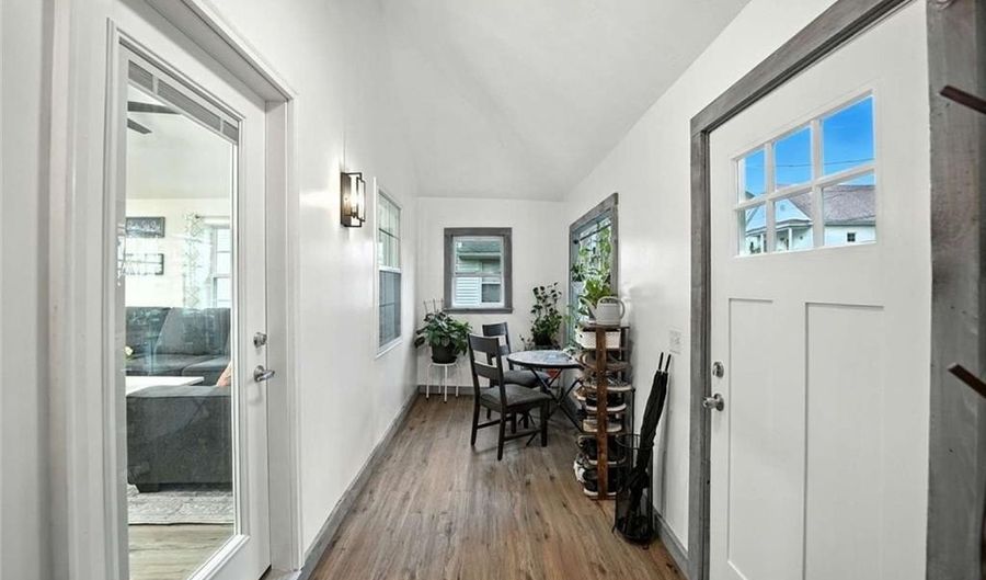 12 Atwood Ave, North Providence, RI 02904 - 3 Beds, 2 Bath