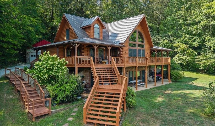 1062 Wilder Hwy, Alpine, TN 38543 - 4 Beds, 4 Bath