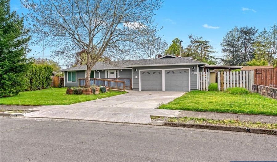 1670 NW Maple Ave, Corvallis, OR 97330 - 4 Beds, 3 Bath