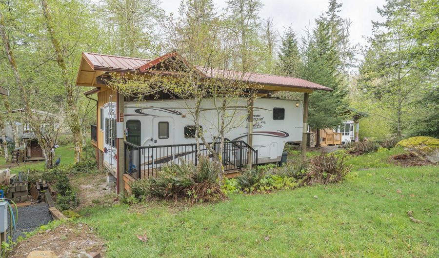 24706 NE Columbia Tie Rd 41/21, Amboy, WA 98601 - 1 Beds, 2 Bath