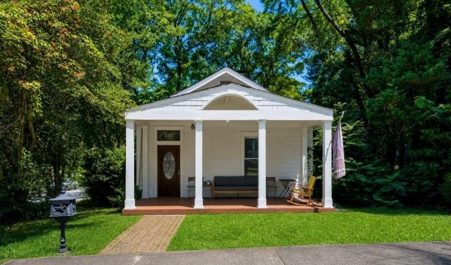 515 Calhoun St NW, Atlanta, GA 30318 - 5 Beds, 3 Bath