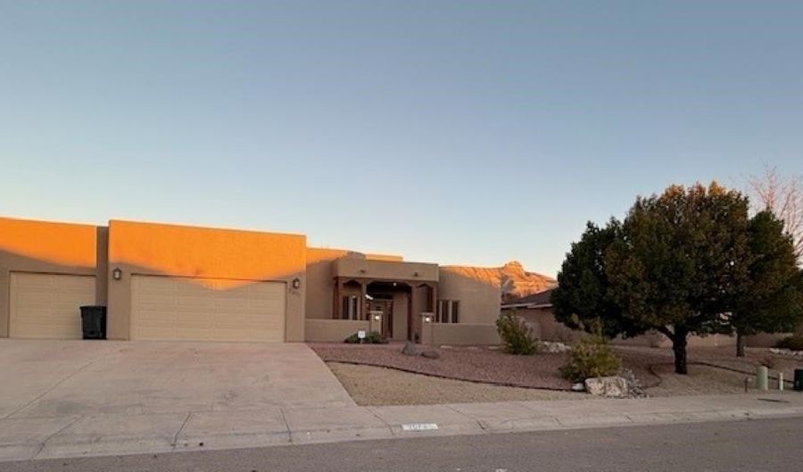 2073 Calle De Vistas, Alamogordo, NM 88310 - 4 Beds, 3 Bath