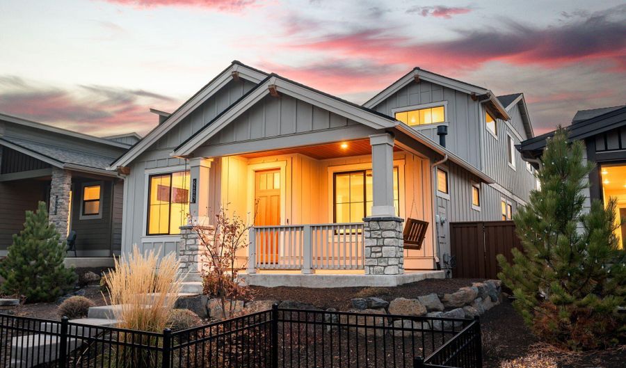 62667 NW McClain Dr, Bend, OR 97703 - 3 Beds, 3 Bath