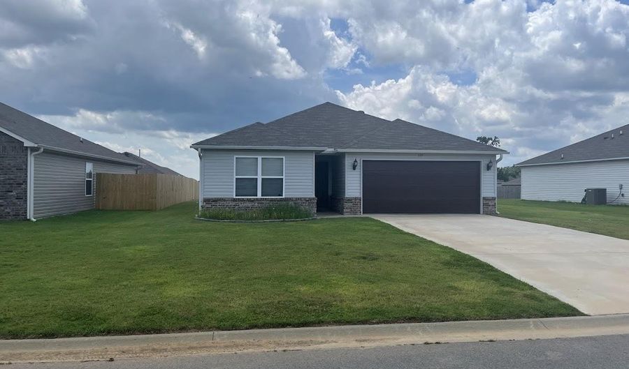 119 Sunland Dr, Beebe, AR 72012 - 3 Beds, 2 Bath