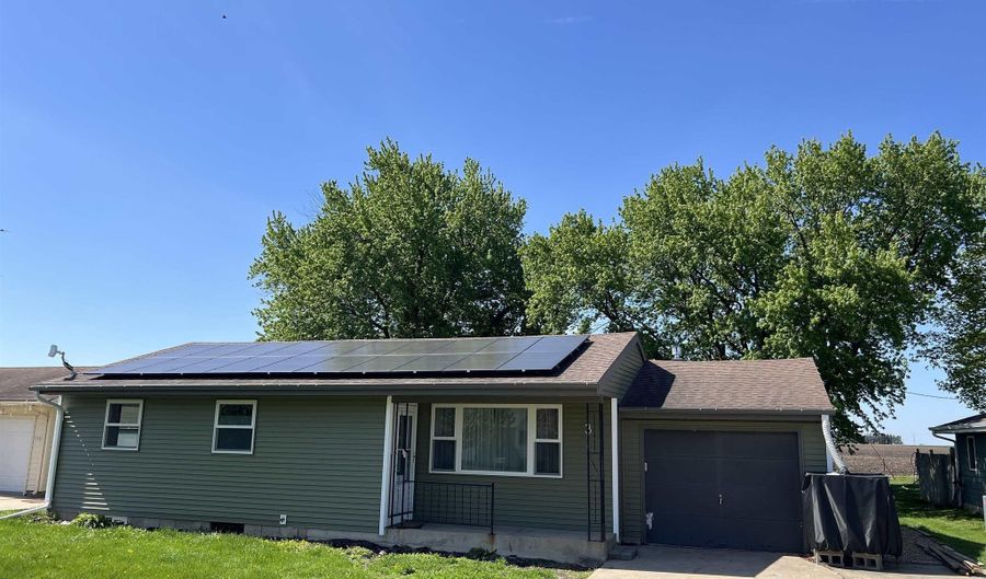 1311 Bluff St, Alden, IA 50006 - 3 Beds, 2 Bath