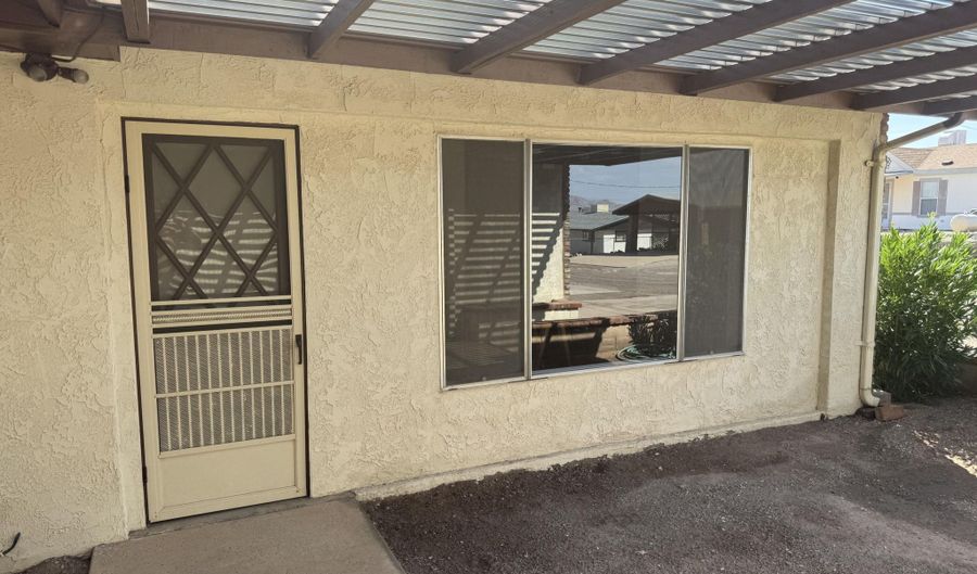 3259 E KATHERINE Dr, Bullhead City, AZ 86429 - 3 Beds, 2 Bath