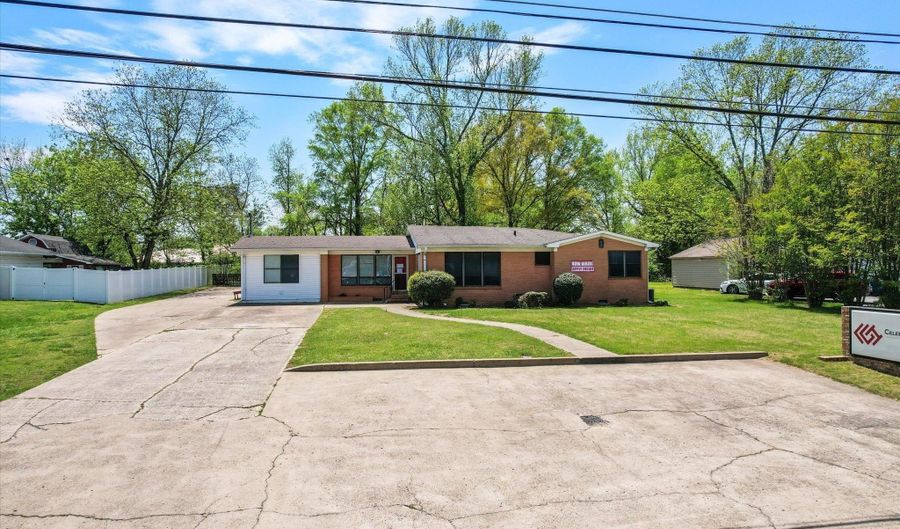 8523 US Highway 431, Albertville, AL 35950 - 0 Beds, 0 Bath