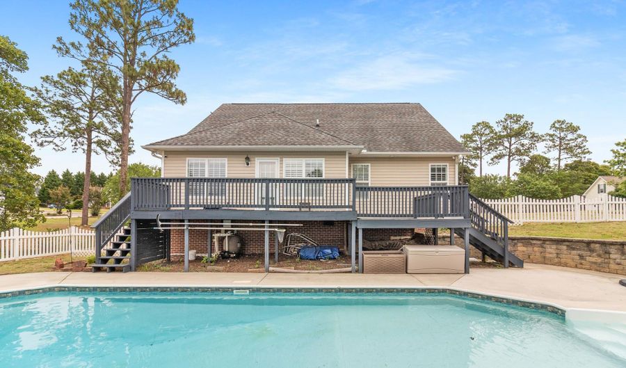 108 Camberly Ln, Aberdeen, NC 28315 - 4 Beds, 3 Bath