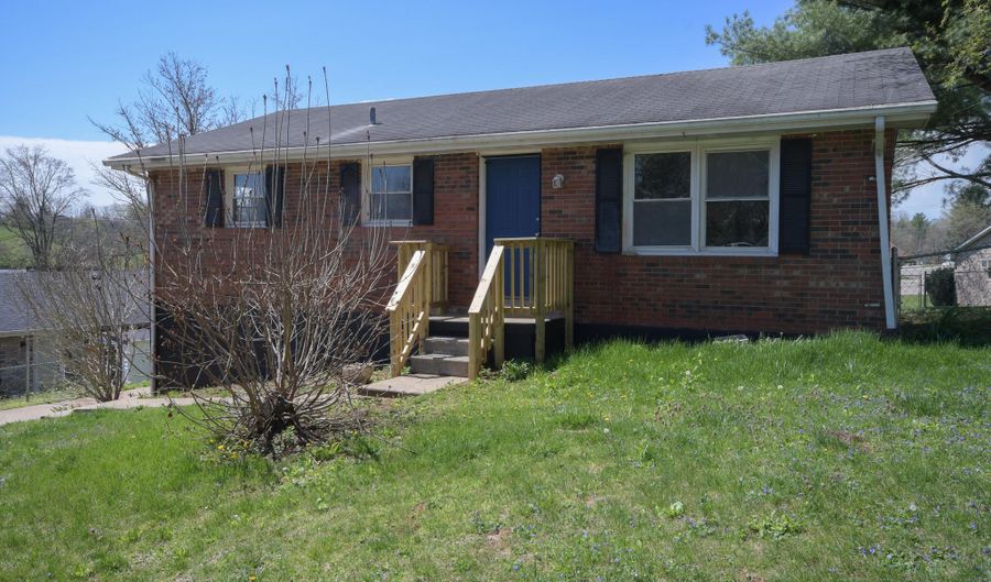 905 Mulberry Ct, Mt. Sterling, KY 40353 - 4 Beds, 2 Bath