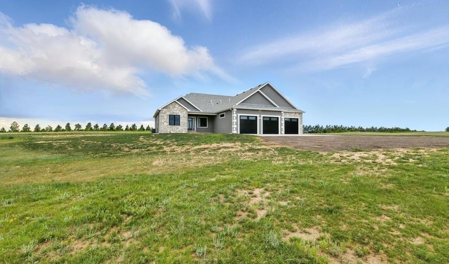 7603 RICH STRIKE Rd, Cheyenne, WY 82009 - 3 Beds, 2 Bath