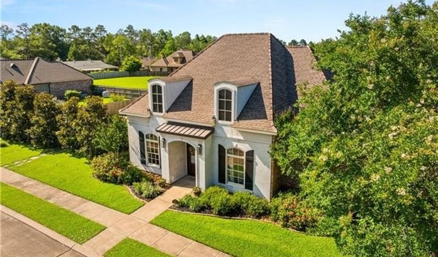 511 ANDERSON Ct, Alexandria, LA 71303 - 4 Beds, 3 Bath