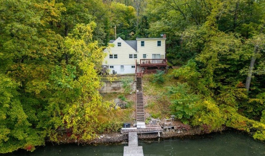 66 W Shore Dr, Alloway, NJ 07462 - 4 Beds, 2 Bath