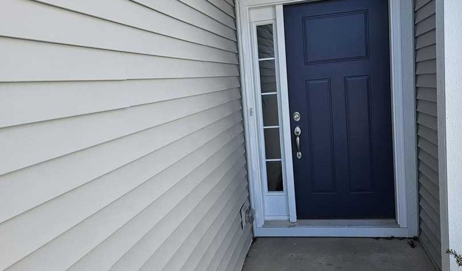 334 N Masters Dr, Addison, IL 60101 - 3 Beds, 3 Bath