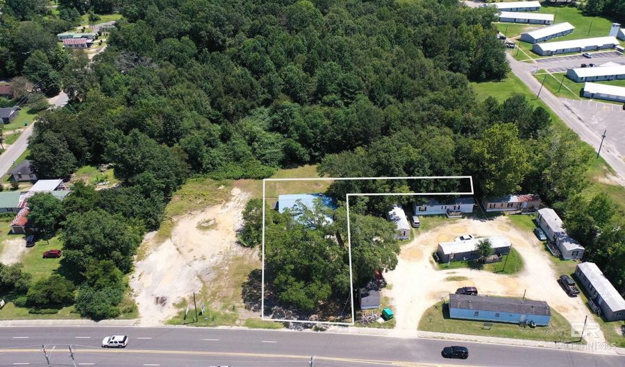 612 N Main St, Atmore, AL 36502 - 0 Beds, 0 Bath