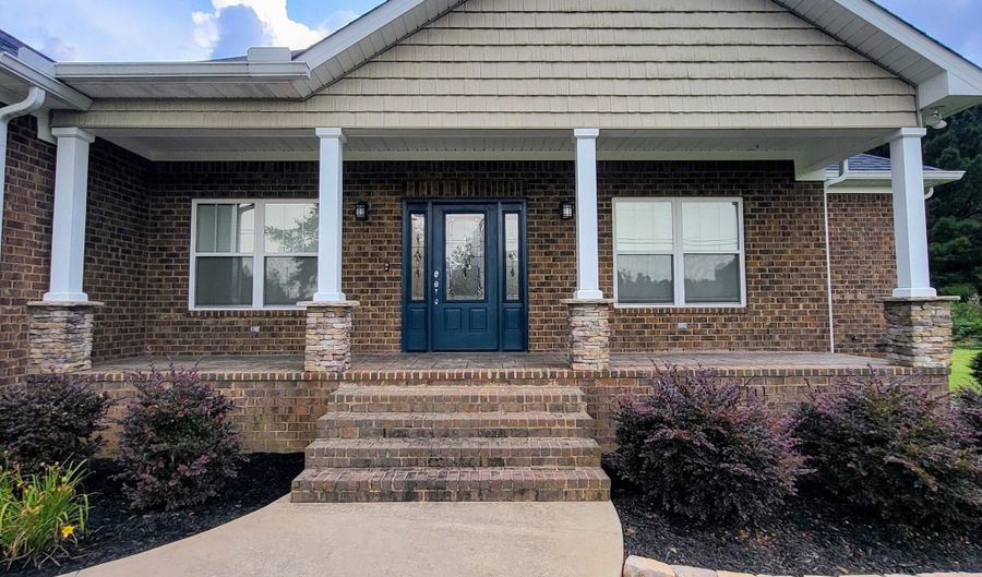650 GLENVALE Rd, Alexandria, AL 36250 - 4 Beds, 3 Bath