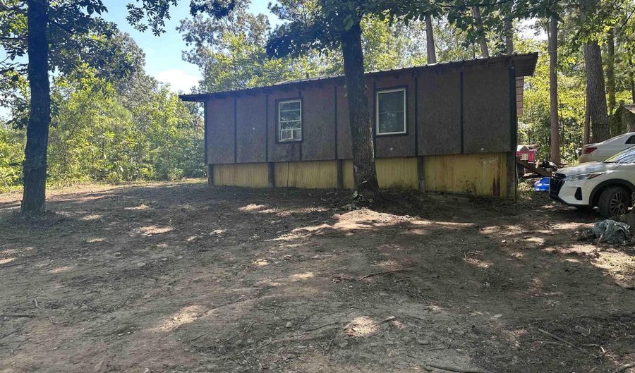 472 Beech Dr, Amity, AR 71921 - 3 Beds, 1 Bath
