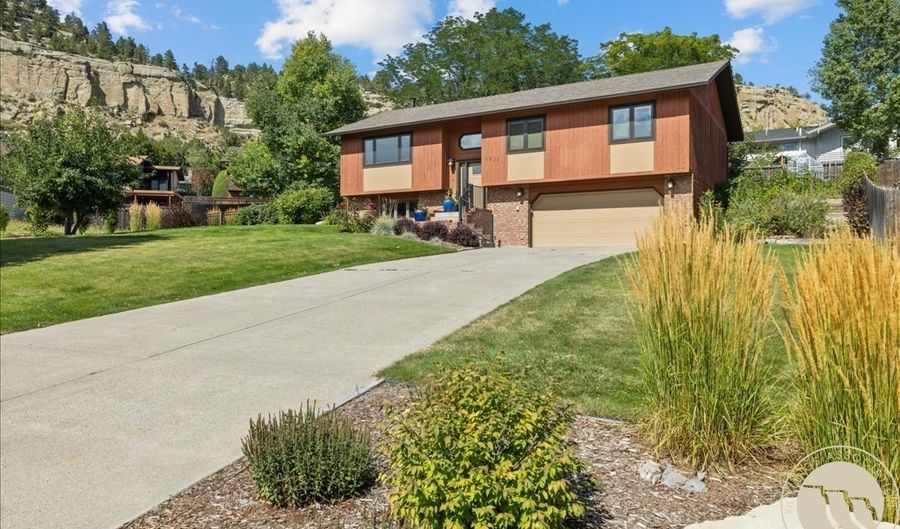 3935 Pine Cove Rd, Billings, MT 59102 - 3 Beds, 2 Bath