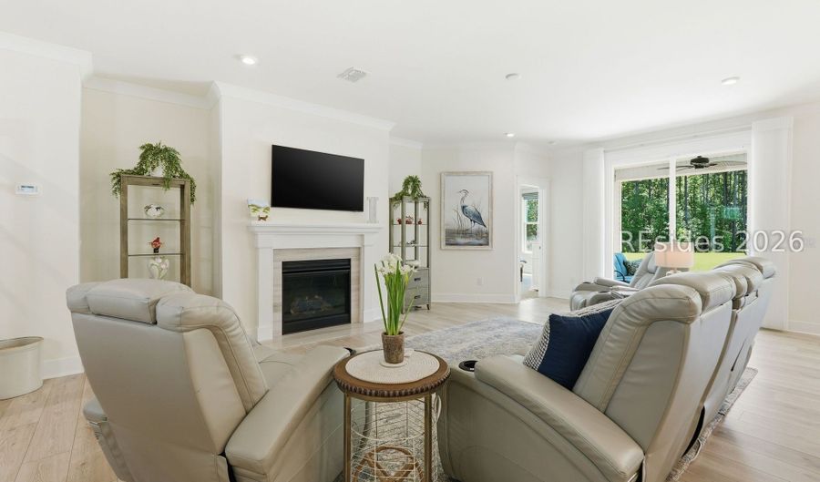 101 Carolina Oaks Ave, Bluffton, SC 29909 - 3 Beds, 3 Bath