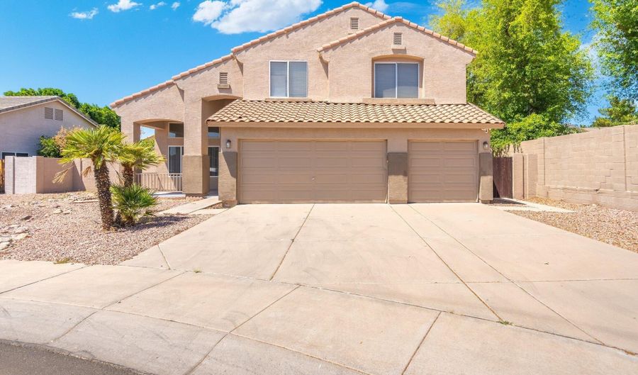 1254 W BROWNING Way, Chandler, AZ 85286 - 5 Beds, 3 Bath