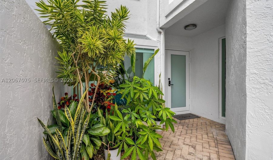 3750 NE 209 Ter, Aventura, FL 33180 - 3 Beds, 3 Bath