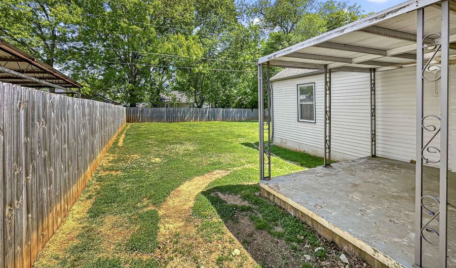 204 Boxwood Ave, Alcoa, TN 37701 - 3 Beds, 2 Bath