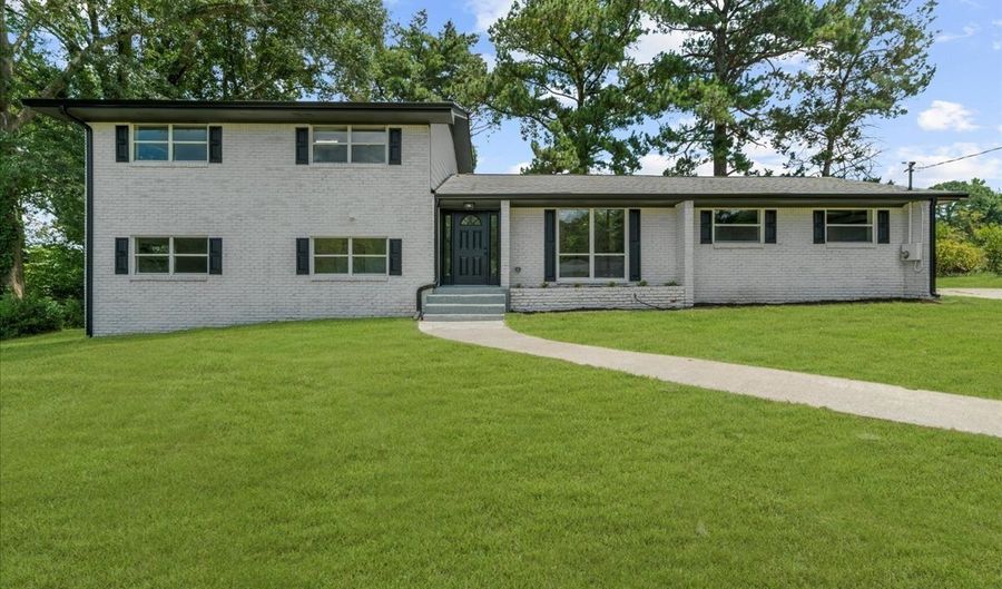 2824 Tralyn, Decatur, GA 30034 - 4 Beds, 3 Bath