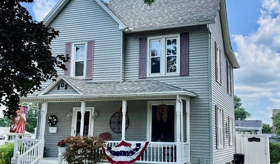 305 N Washington St, Abingdon, IL 61410 - 3 Beds, 2 Bath