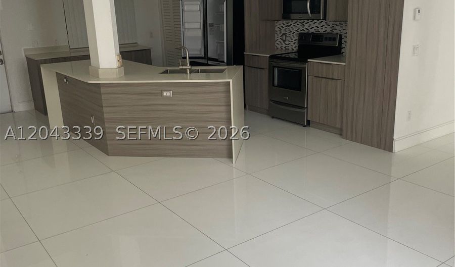 3155 NE 184th St 8105, Aventura, FL 33160 - 2 Beds, 2 Bath
