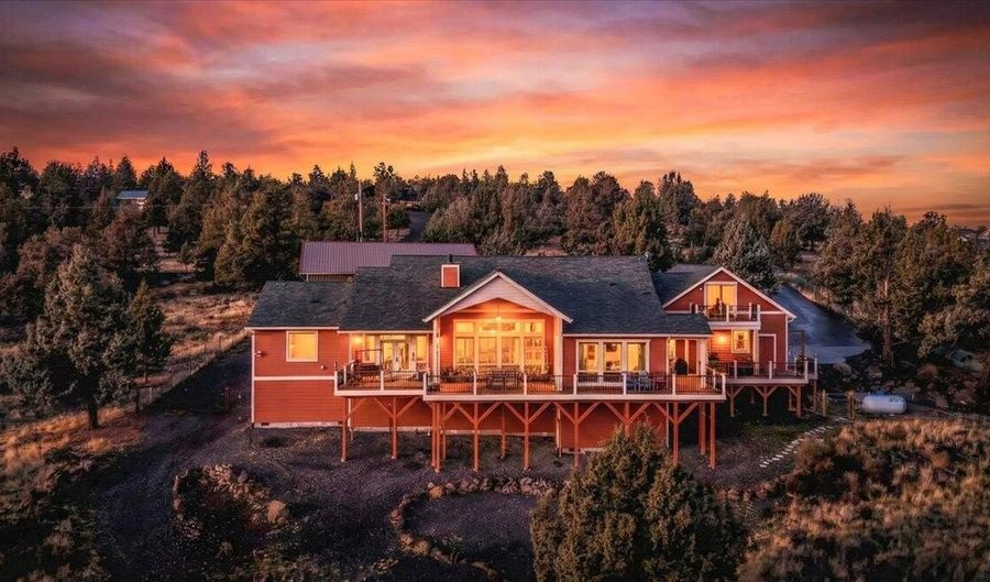 65550 78th St, Bend, OR 97703 - 3 Beds, 2 Bath