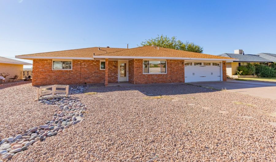 1907 Scenic Dr, Alamogordo, NM 88310 - 3 Beds, 2 Bath
