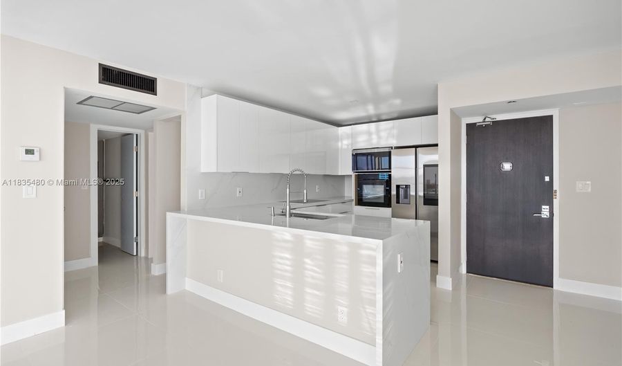 20335 W Country Club Dr 1509, Aventura, FL 33180 - 2 Beds, 2 Bath
