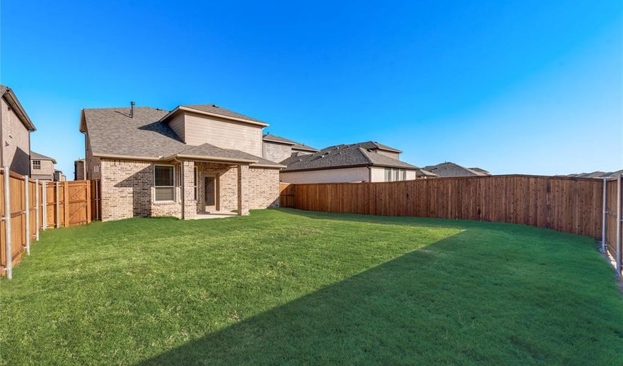 913 Portina Dr, Anna, TX 75409 - 4 Beds, 3 Bath