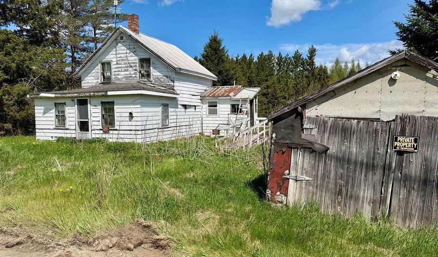 972 Presque Isle Rd, Ashland, ME 04732 - 2 Beds, 1 Bath
