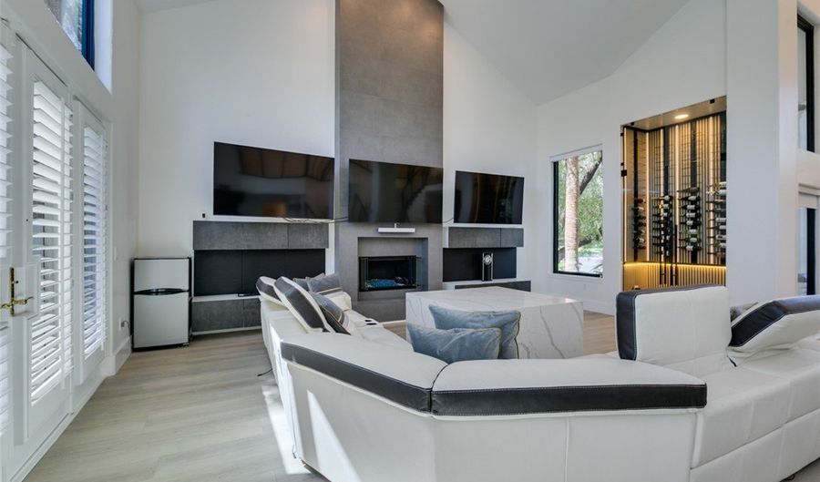 2338 Villandry Ct, Henderson, NV 89074 - 5 Beds, 5 Bath