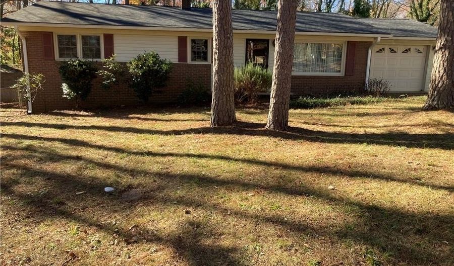 1827 LeVance St, Asheboro, NC 27203 - 3 Beds, 2 Bath
