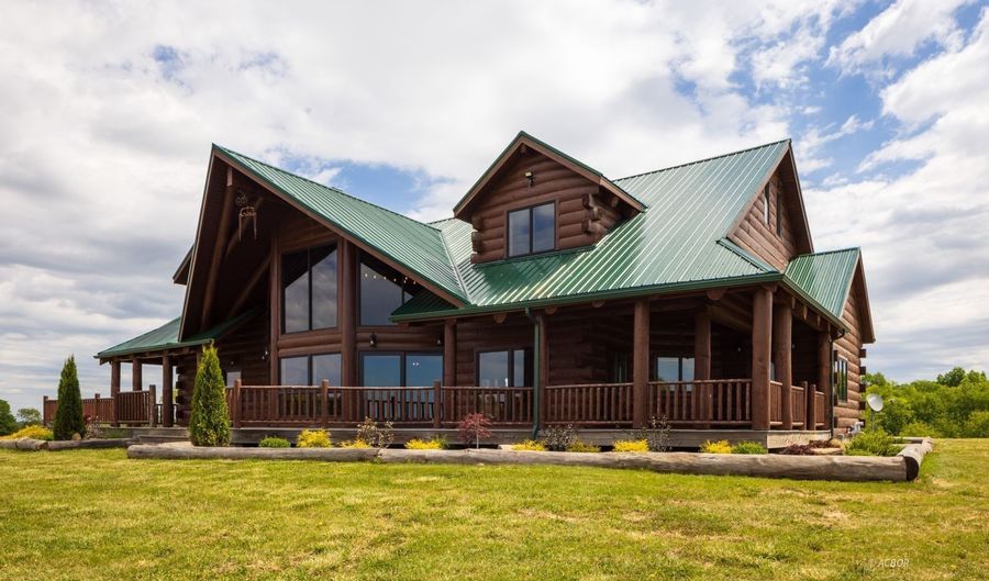 42545 Mattox Rd, Albany, OH 45710 - 5 Beds, 4 Bath
