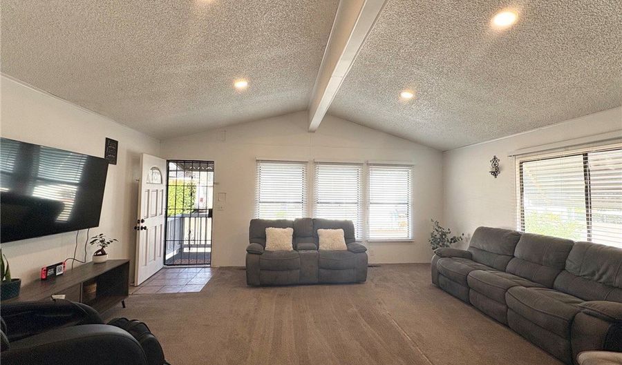 2515 Sweetwater Rd 81, Spring Valley, CA 91977 - 2 Beds, 2 Bath