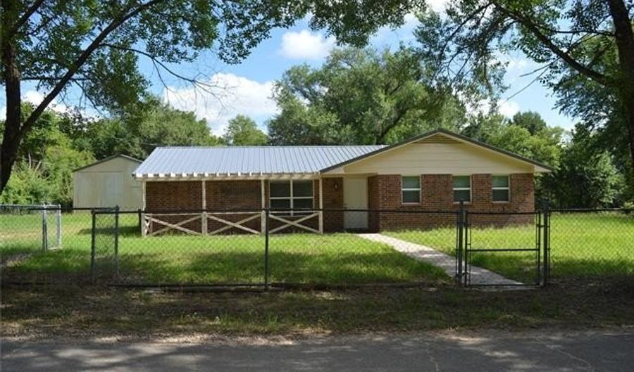 415347 E 1912 Rd, Antlers, OK 74523 - 4 Beds, 2 Bath