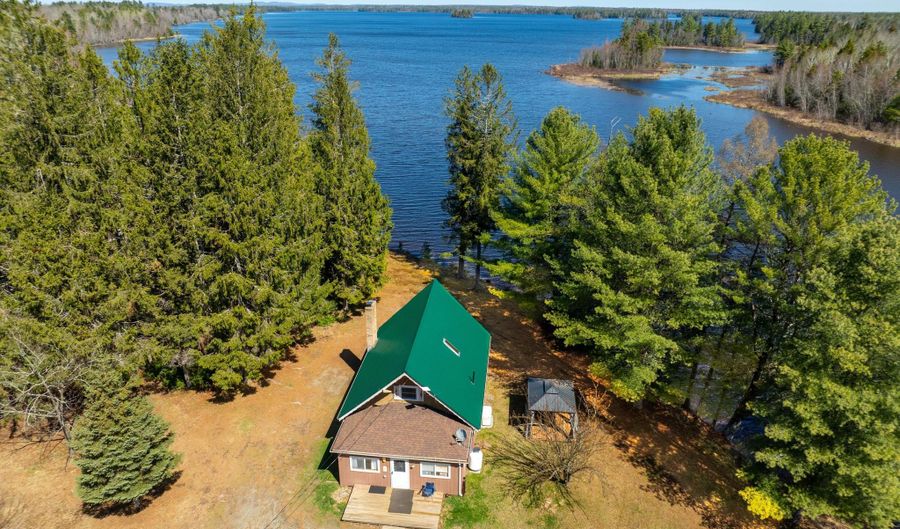 36 Lamb Farm Rd, Baileyville, ME 04694 - 3 Beds, 1 Bath