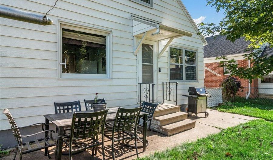 1108 4th Ave SW, Austin, MN 55912 - 3 Beds, 2 Bath