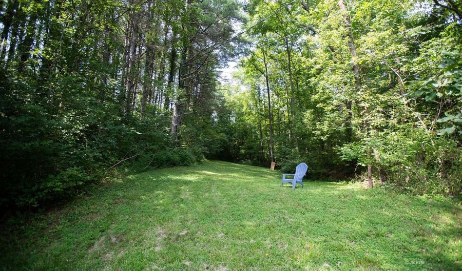 9676 Hooper Rd, Athens, OH 45701 - 2 Beds, 1 Bath
