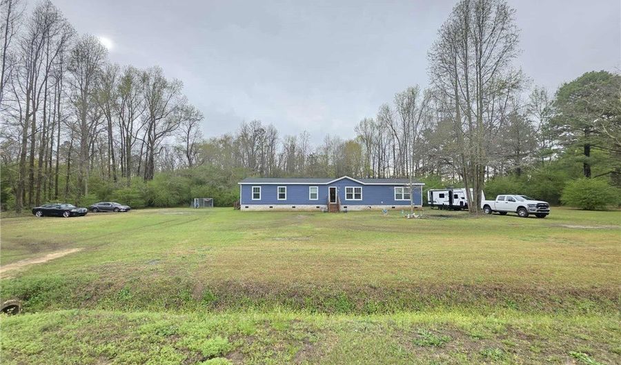 64 Horseshoe Rd, Autryville, NC 28318 - 3 Beds, 2 Bath